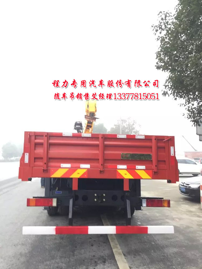 东风特商货车吊