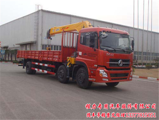 东风小三轴天龙随车吊ISB220-50